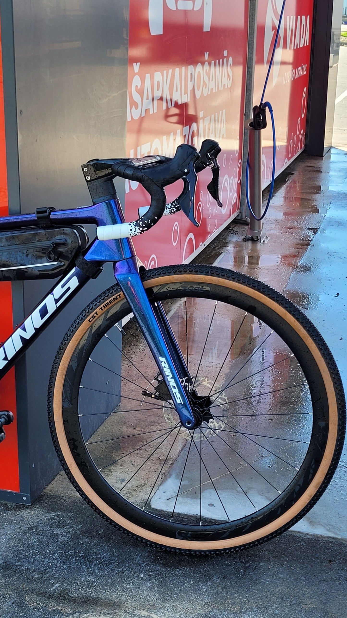 RINOS Sandman3.0 Rower gravel z karbonu Shimano 105 R7000 przełajowy szutrowy z włókna węglowego