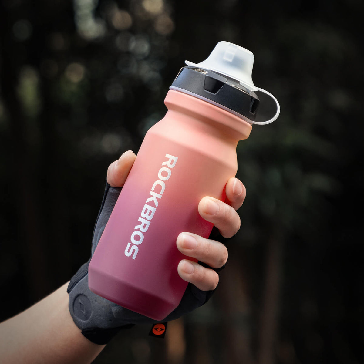 ROCKBROS Bidon rowerowy z wyciekoszczelnym zamknięciem Pull-Top 600/750ml