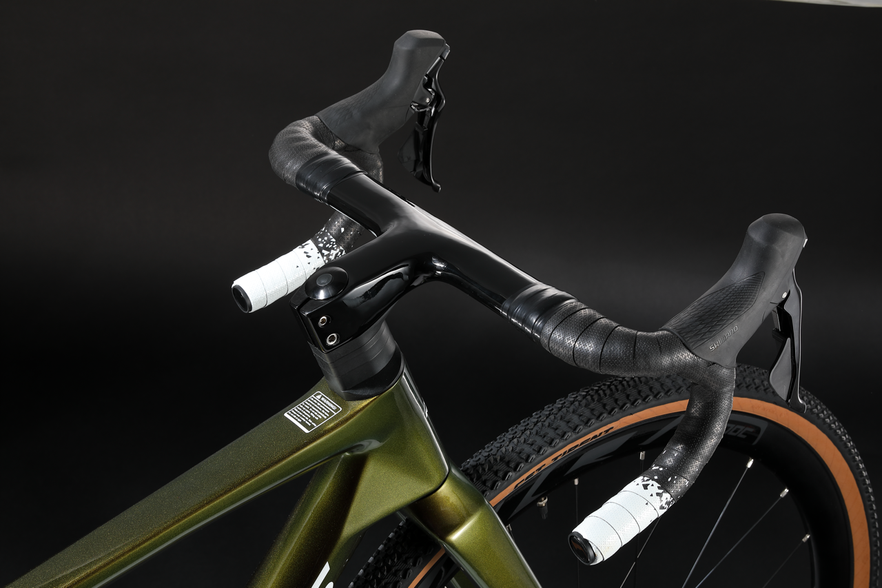 RINOS Rower przełajowy karbonowy Sandman3.0 Shimano R7000